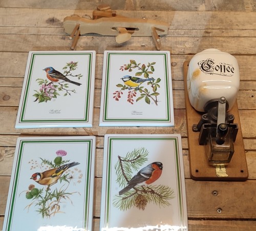 Alte fliesen mit - alte,