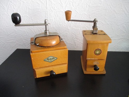 Sehr alte ddr kaffeemühlen - sehr,