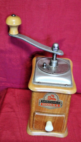 Alte kaffeemühle zassenhaus - alte,