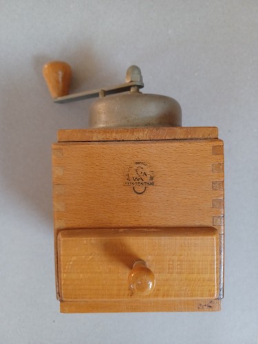 Alte kaffeemühle holz - holz,