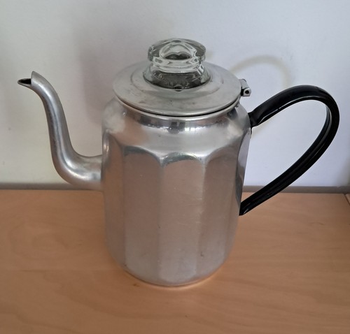 Alte kaffeemaschine - alte,
