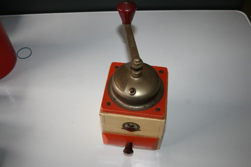 Alte kaffeemühle mit - kaffeemühle,