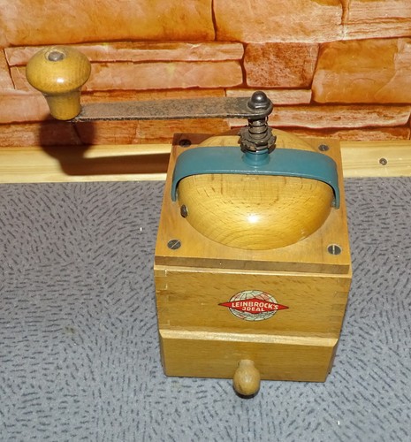 Alte kaffeemühle von - alte,