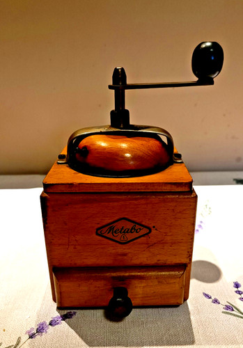 Alte kaffemühle handmühle - kaffemühle,