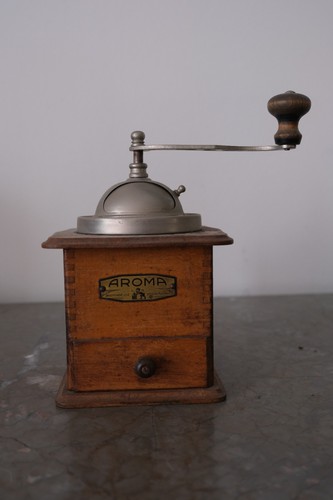 Alte aroma kaffeemühle holz - alte,